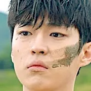 Baek Sung-Chul as Lee Sang-Hyeon