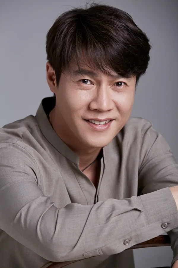 Portrait of South Korean actor Park Ho-san