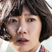 Bae Doona as Han Yeo-jin