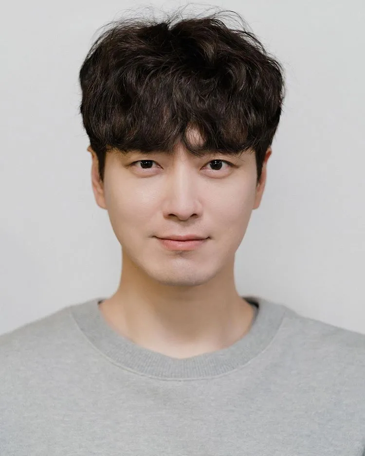 Portrait of South Korean actor Lee Jun-hyuk