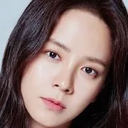 Song Ji-Hyo
