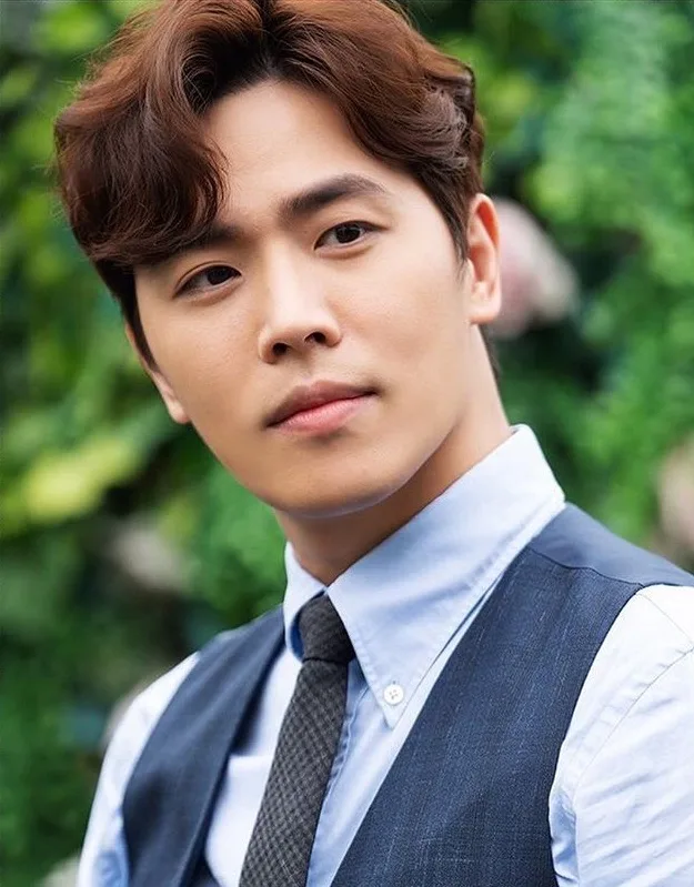Portrait of actor Lee Dong-Ha