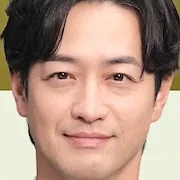Terunosuke Takezai portrays Shuji Tokinaga
