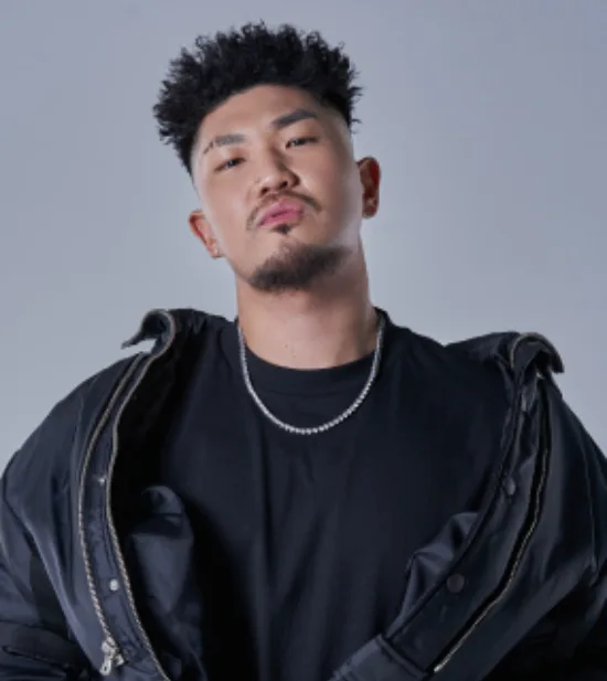 Hwang Dong-Hyun, also known as Don Mills