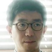 Actor Lee Hwa-Ryong