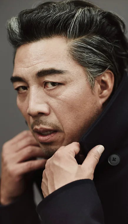 Portrait photograph of South Korean actor Ahn Kil-Kang