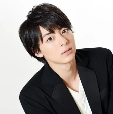 Mahiro Takasugi portrait photograph