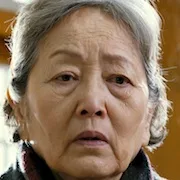 Kim Young-ok as the adult Choi Jong-boon