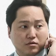Kim Dae-myung as Dong-gyu