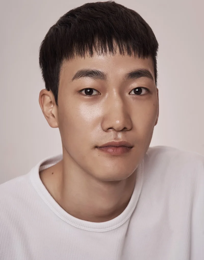Portrait of South Korean actor No Seong-Eun