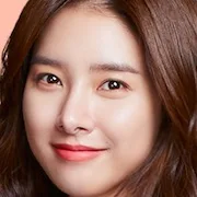 Kim So-Eun as Lee Na-Eun