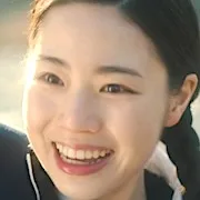 Lee Ga-Yeon as teenage Kim Na-Bong