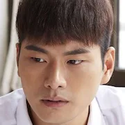 Actor Lee Yi-Kyung