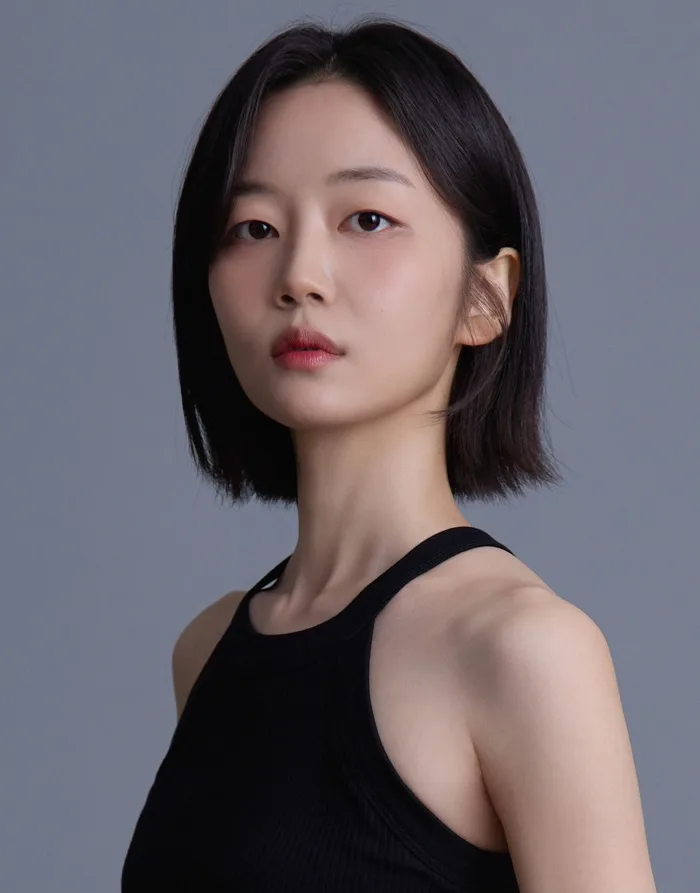 Portrait of Han Han-Na