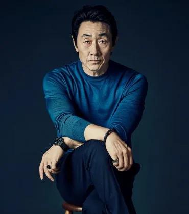 Portrait of South Korean actor Heo Jun-ho