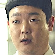 Kim Min-Ho as Park Bok-An