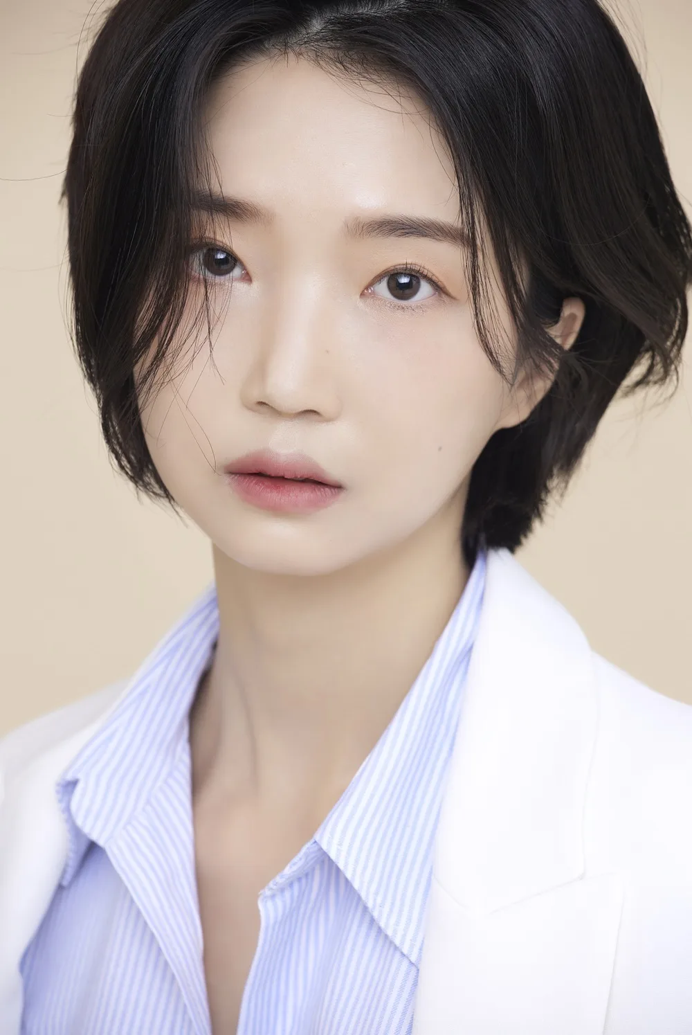 Portrait of South Korean actress Lee Hyeon-Seo