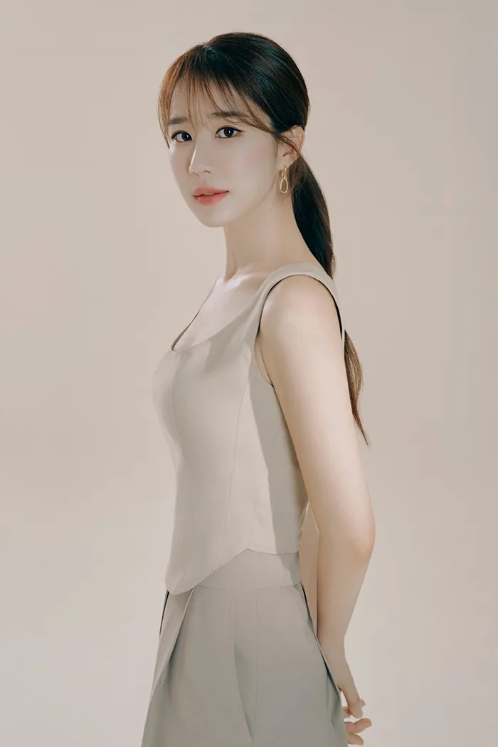 Portrait of South Korean actress Yoo In-Na