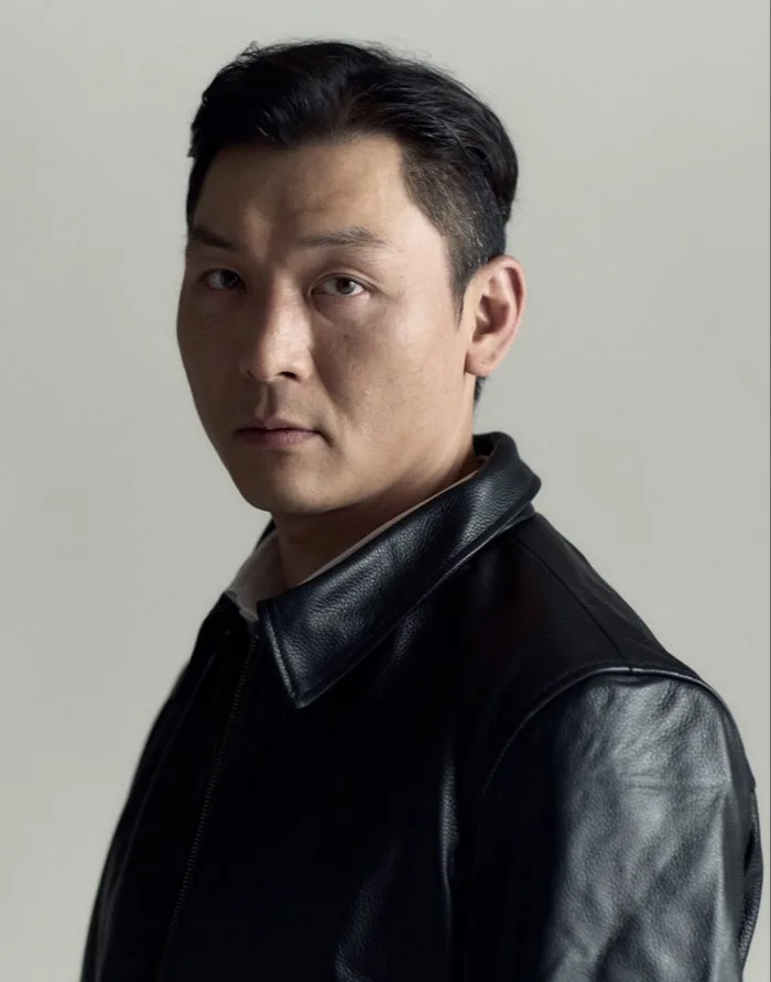 Portrait photograph of actor Ha Seung