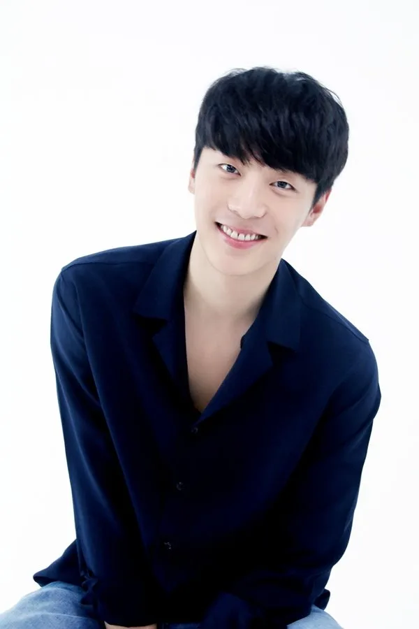 Shin Hyun-Soo portrait photo