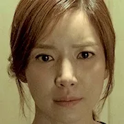 Yoon Se-Ah as Soo-Jung