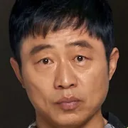 Lee Moon-Sik as Cheol-Soo