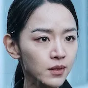 Shin Hae-sun as Jung-in