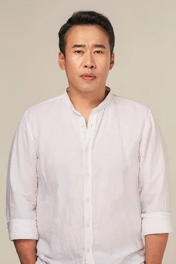 Profile photograph of South Korean actor Jo Sang-Ki