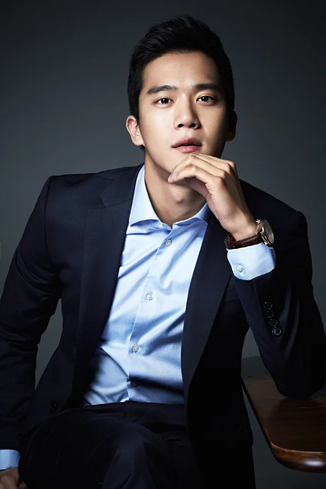 Portrait of South Korean actor Ha Seok-Jin