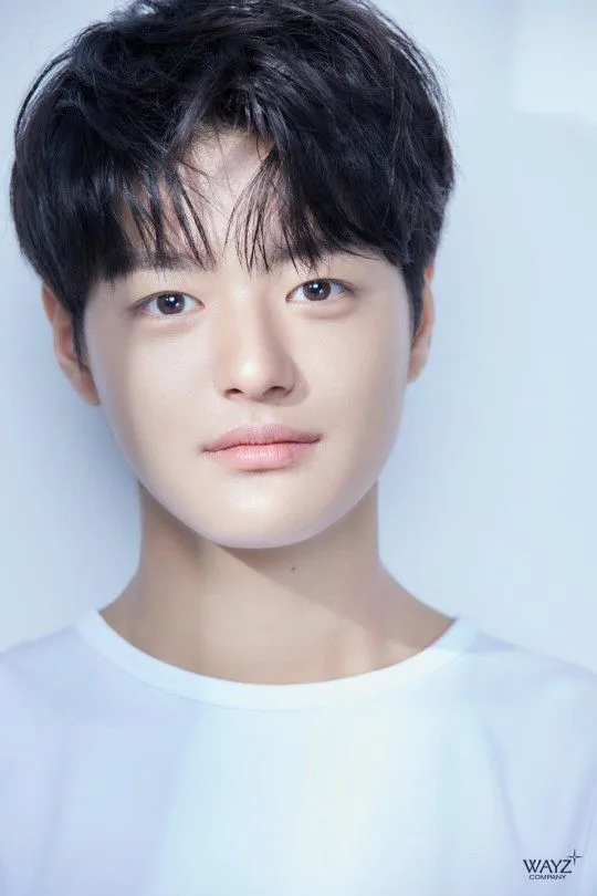 Portrait of actor Park Sang-Hoon