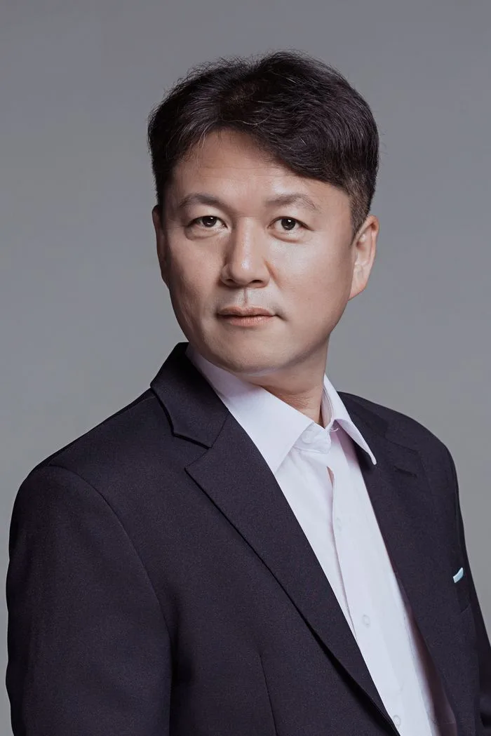 Portrait of actor Kim Joon-Hwan