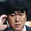 Yoon Je-Moon as Cha Jung-Min