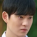 Choi Kyu-Jin as Kim Hee-Soo
