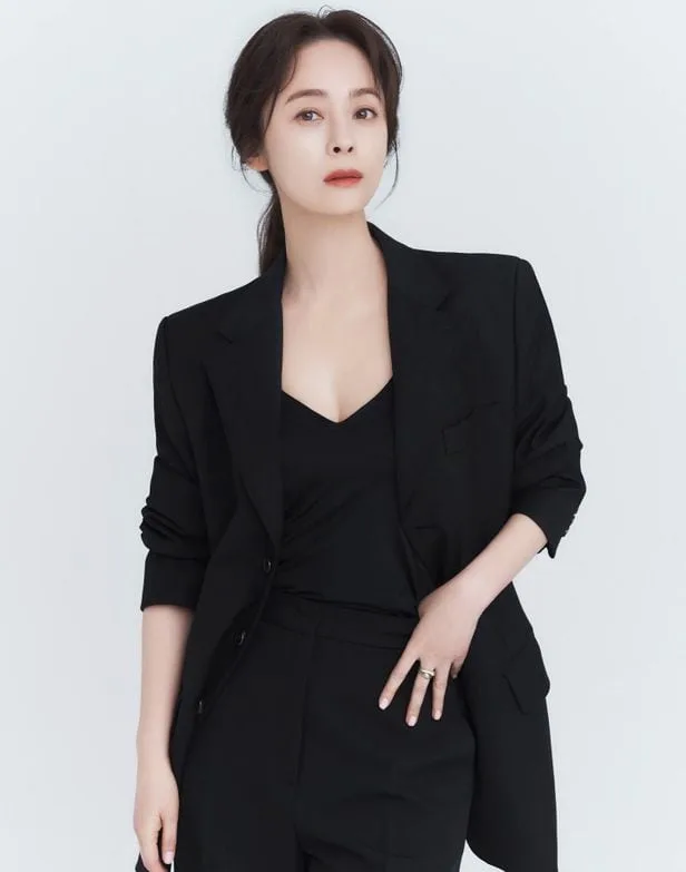 Portrait of actress Woo Hee-Jin