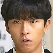 Hong Kyung as Jung-soo