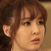 Actress Jung Si-Yeon