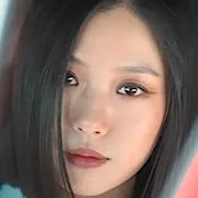 Go Min-si