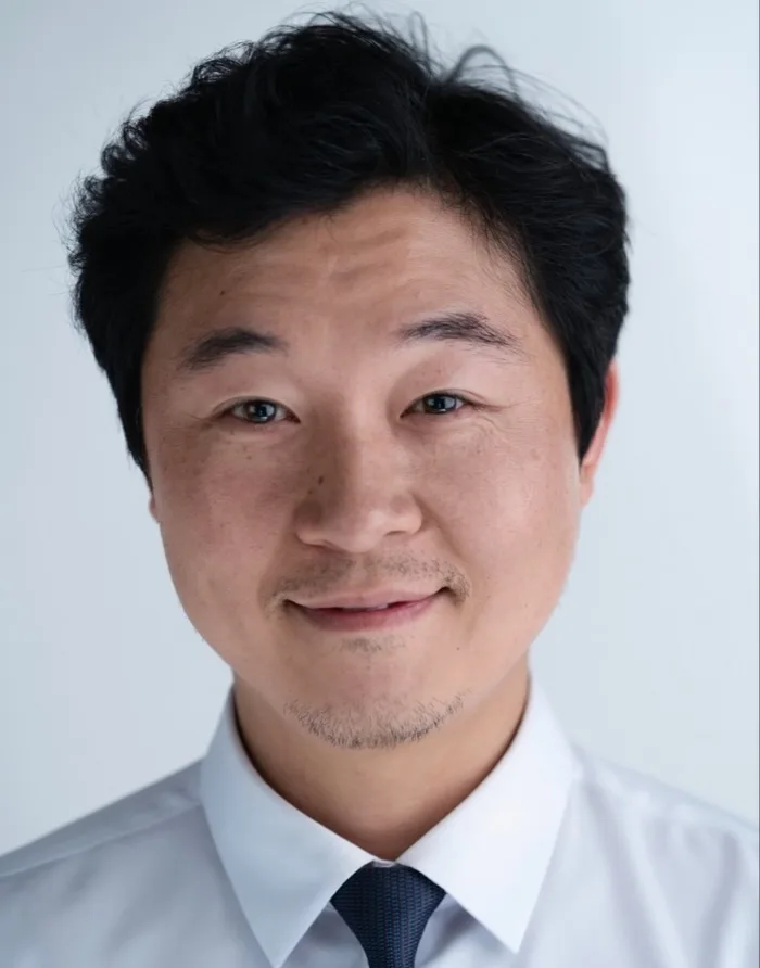 Portrait of South Korean actor Lee Chung-Hun