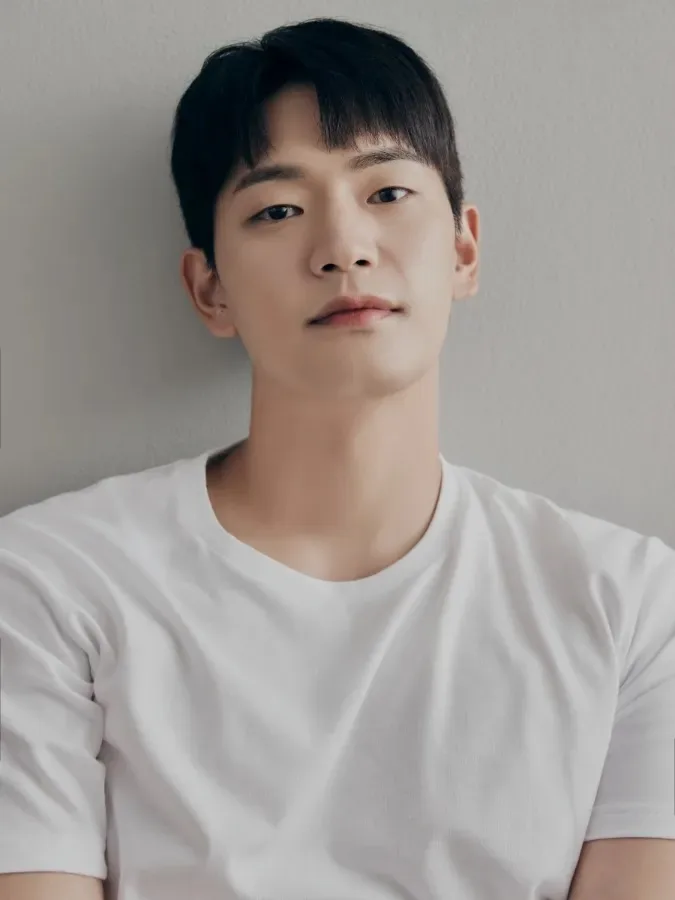 Promotional portrait of South Korean actor Kang Sang-Joon