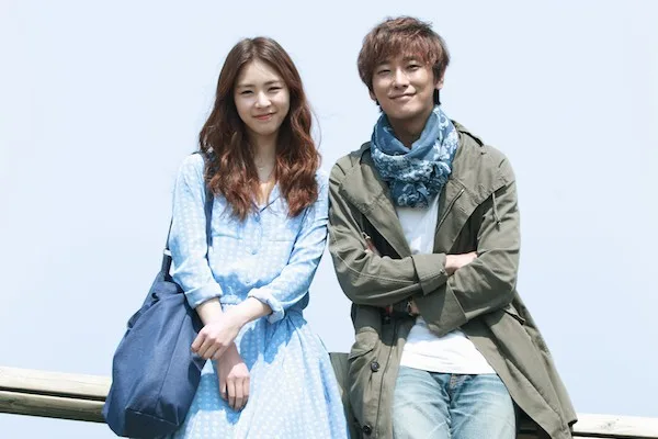 Cast members of Marriage Blue