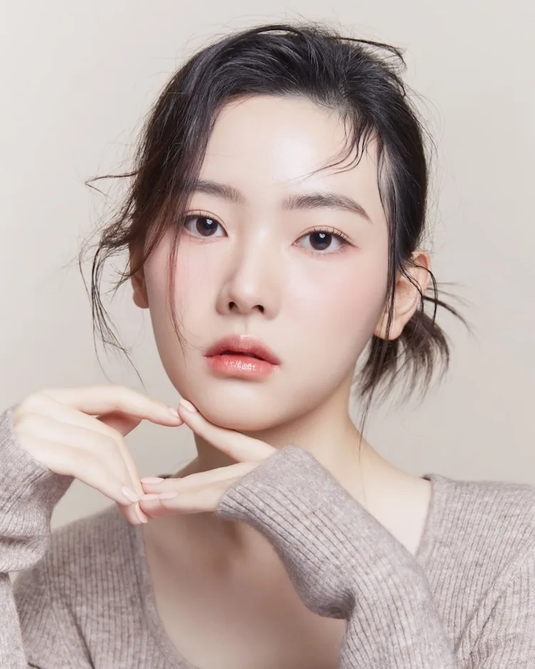Kang Shin promotional profile photograph