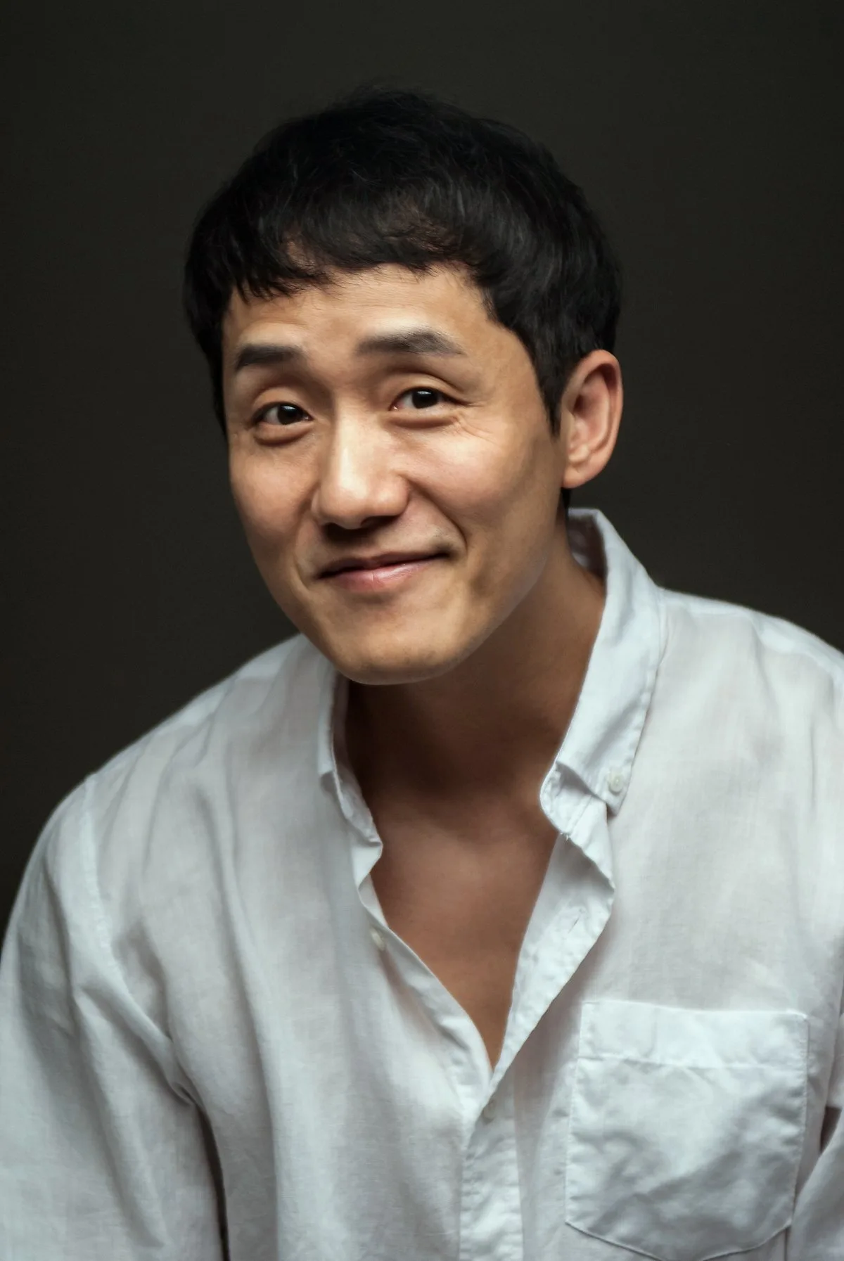 Kim Jung-Woo profile photograph