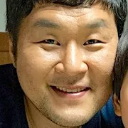 Actor Yoon Kyung-Ho