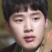 Kim Dong-Hee