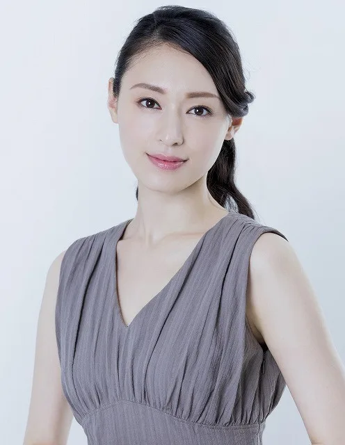 Portrait photo of Chiaki Kuriyama