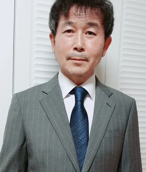 Park Choong-Sun profile photograph