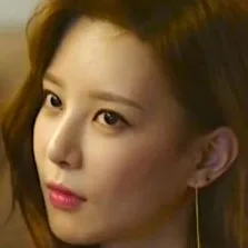 Joo Sae-Byeok as woman in affair with Jang Se-Joon