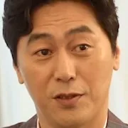 Bae Yong-Geun