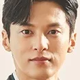 Yoon Sun-Woo