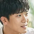 Ha Seok-Jin as Kim Ji-Woon